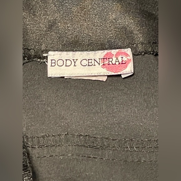 Body Central Black Mini Skirt Back Zip Women’s Small - Picture 4 of 4